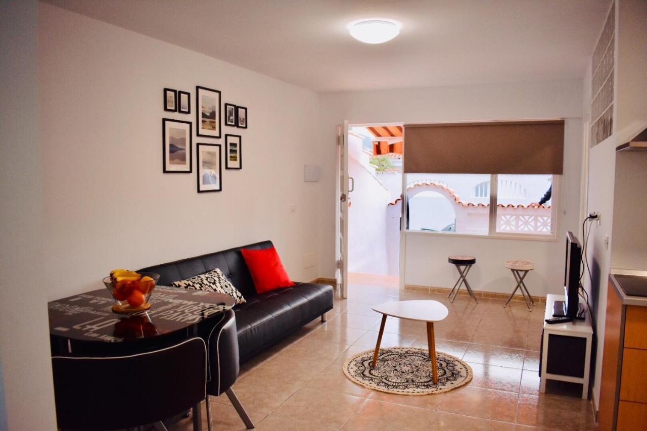 Sunset House Apartment ลอส เรอาเลคอส ภายนอก รูปภาพ
